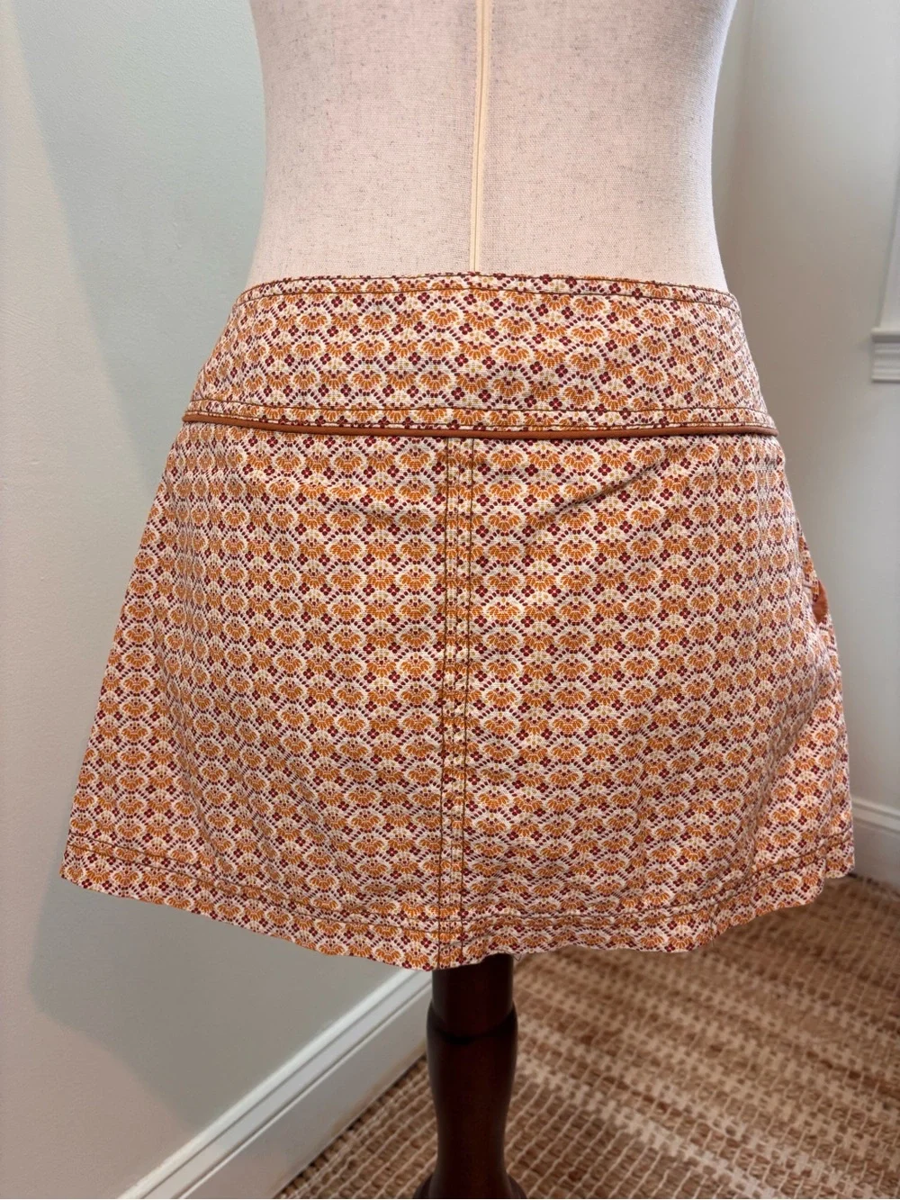 Zara TRF Floral Mini Skirt Size M Boho Retro 70s Pocket Skater